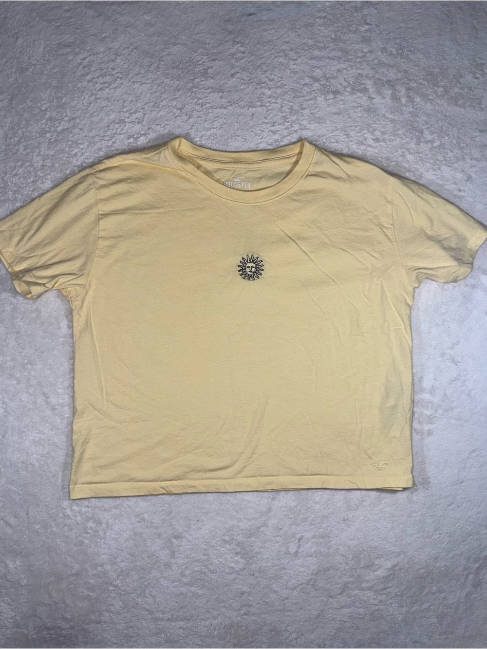 Hollister Must-Have Sun Face Tee Butter Yellow 100% Cotton M